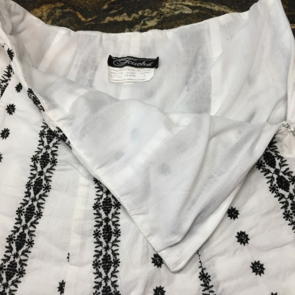Flirty and Fun black and white size 8 Touche skirt - Picture 9 of 11